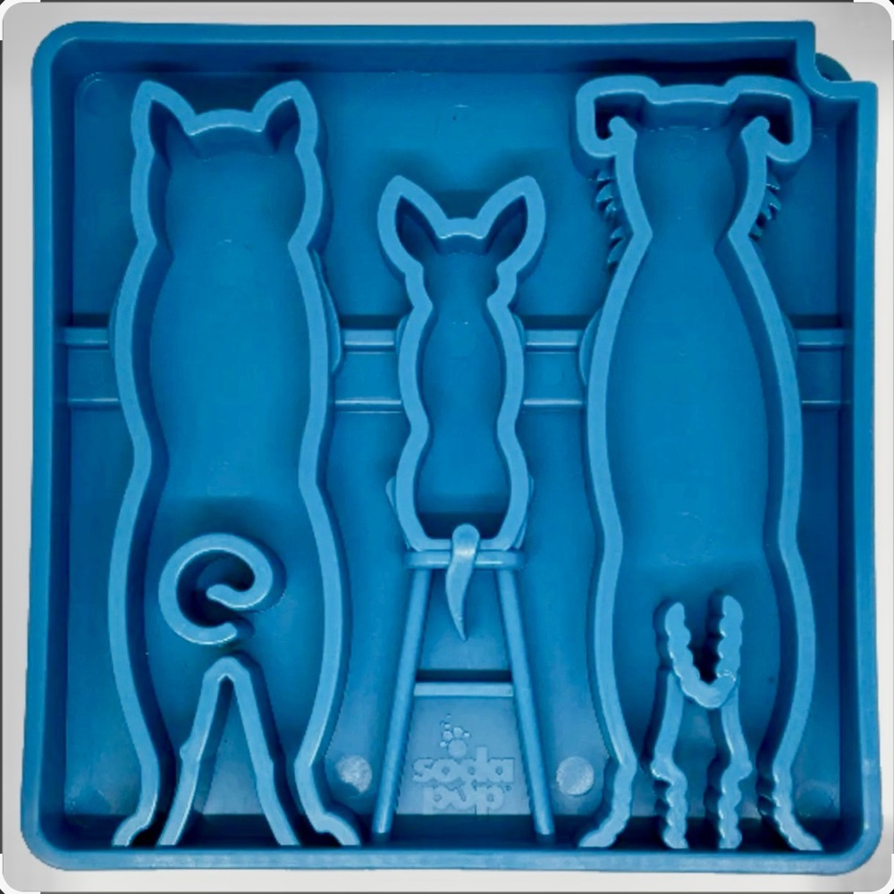 Slow Feeder Dog Bowl, Medium, Blue 8”x8”